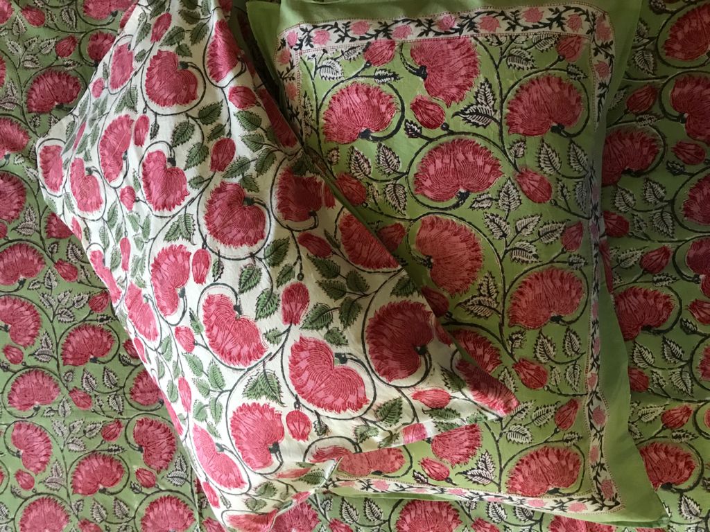 Green base butta jaal with two pillow cover